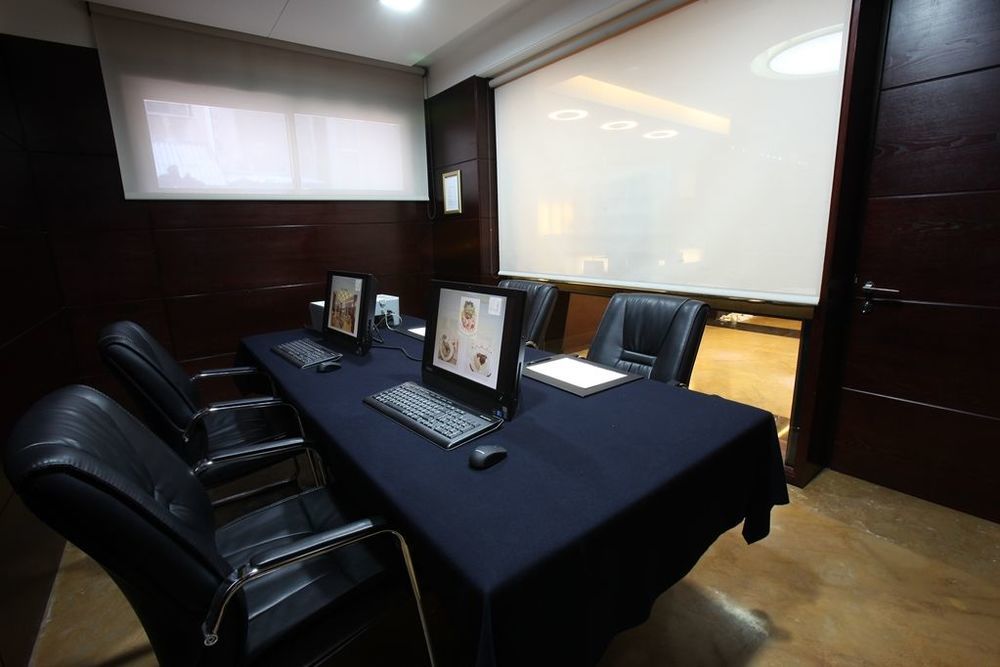 Coral Beirut Al Hamra Hotel מראה חיצוני תמונה