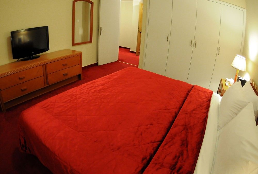 Coral Beirut Al Hamra Hotel מראה חיצוני תמונה