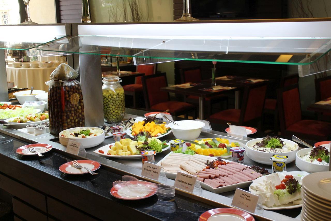 Coral Beirut Al Hamra Hotel מראה חיצוני תמונה