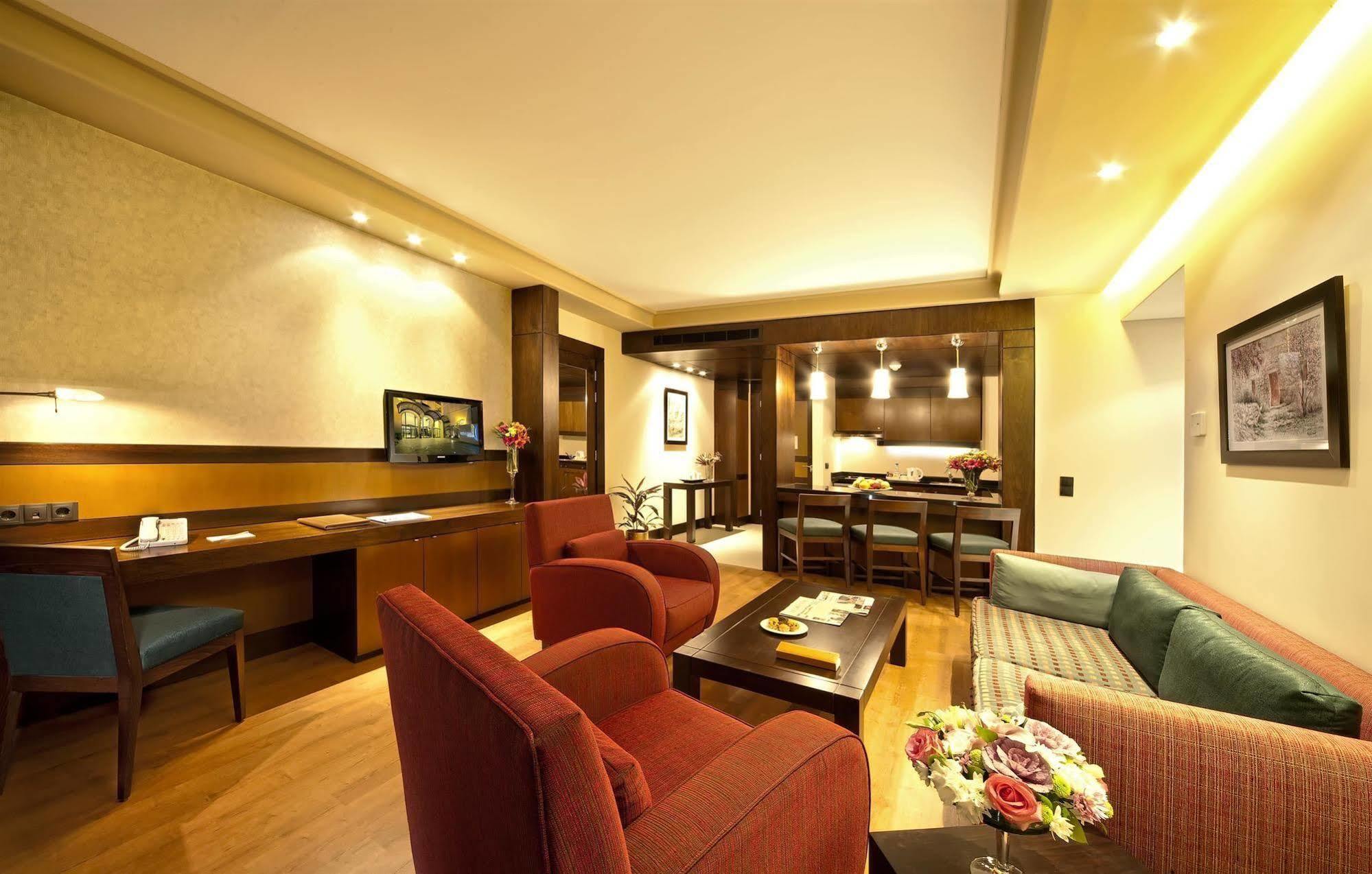 Coral Beirut Al Hamra Hotel חדר תמונה